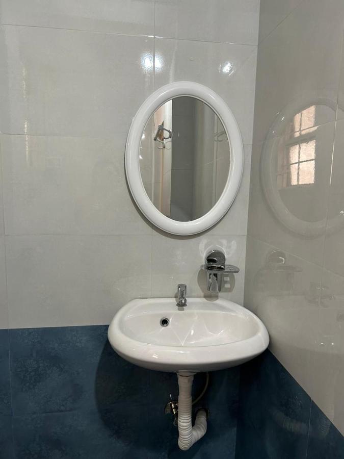 Na-U-Iaka Homestay Shillong Ngoại thất bức ảnh